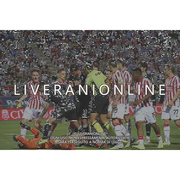 L.R. VICENZA - CESENA SECONDO TURNO PLAY OFF NAZIONALE - GARA DI ANDATA CAMPIONATO CALCIO SERIE C LEGA PRO 27.05.2023 NELLA FOTO CONFENTE ALESSANDRO IN PARATA SU LUIGI SILVESTRI - PROTESTE DOPO LO SCONTRO DI GIOCO ©PG / AGENZIA ALDO LIVERANI SAS