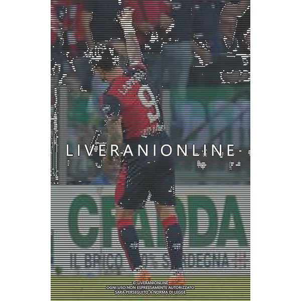 275-2023. Cagliari Calcio-Venezia F.C. Gara preliminare play off BKT 2022/2023, stadio Unipol Domus Cagliari. Foto Salvatore Moi/Aldo Liverani s.a.s. Nella foto: Gol ed esultanta in casa, del Cagliari Calcio contro Venezia F.C. allo stadio Unipol Domuis di Cagliari. Segna: Gianluca Lapadula Cagliari ©MOI SALVATORE / AGENZIA ALDO LIVERANI SAS