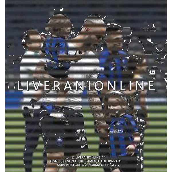 FEDERICO DIMARCO CON I FIGLI A FINE PARTITA - INTER vs ATALANTA Campionato Calcio Serie A TIM 27-05-2023 PAOLO GIAMPIETRI / AGENZIA ALDO LIVERANI SAS