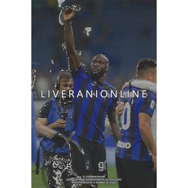 ROMELU LUKAKU SALUTA I TIFOSI A FINE GARA - INTER vs ATALANTA Campionato Calcio Serie A TIM 27-05-2023 PAOLO GIAMPIETRI / AGENZIA ALDO LIVERANI SAS