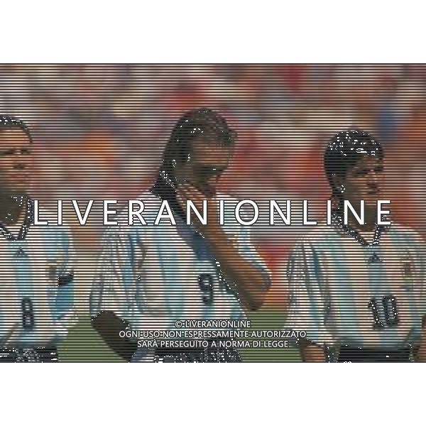 NEG-RETROSPETTIVA GABRIEL BATISTUTA CALCIATORE NELLA FOTO GABRIEL BATISTUTA CON LA MAGLIA DELLA NAZIONALE ARGENTINA IN OLANDA ARGENTINA MONDIALI 1998 AG ALDO LIVERANI SAS  