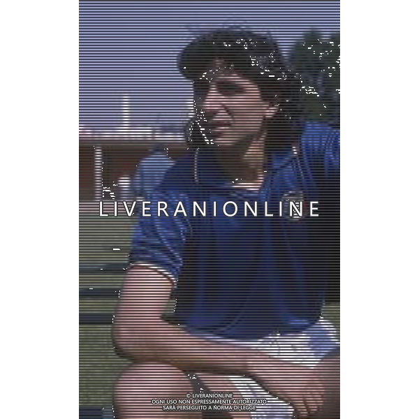 RETROSPETTIVA ANDREA CARNEVALE CALCIATORE NELLA FOTO ANDREA CARNEVALE CON LA MAGLIA DELLA NAZIONALE ITALIANA AG ALDO LIVERANI SAS