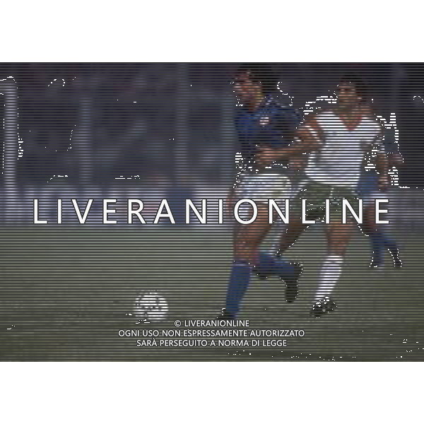 RETROSPETTIVA ANDREA CARNEVALE CALCIATORE NELLA FOTO ANDREA CARNEVALE CON LA MAGLIA DELLA NAZIONALE ITALIANA AG ALDO LIVERANI SAS