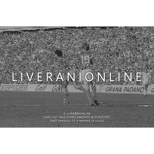 Neg- RETROSPETTIVA ANDREA CARNEVALE CALCIATORE NELLA FOTO CON LA MAGLIA DELLA NAZIONALE ITALIANA NELLA PARTITA AMICHEVOLE CONTRO L\'UNGHERIA A TARANTO IL 26.04.1989 - ESULTANZA DOPO IL GOL AG ALDO LIVERANI SAS