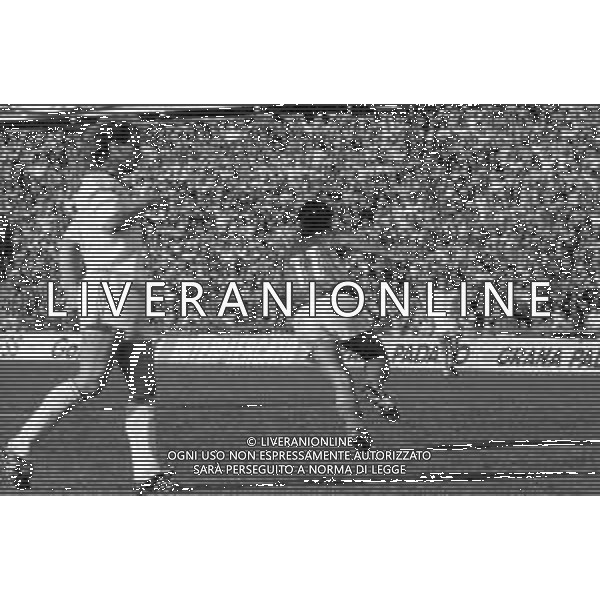 Neg- RETROSPETTIVA ANDREA CARNEVALE CALCIATORE NELLA FOTO CON LA MAGLIA DELLA NAZIONALE ITALIANA NELLA PARTITA AMICHEVOLE CONTRO L\'UNGHERIA A TARANTO IL 26.04.1989 - ESULTANZA DOPO IL GOL AG ALDO LIVERANI SAS