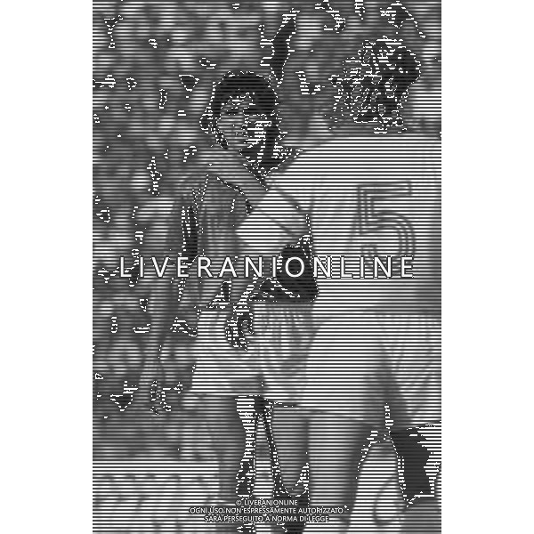 Neg- RETROSPETTIVA ANDREA CARNEVALE CALCIATORE NELLA FOTO CON LA MAGLIA DELLA NAZIONALE ITALIANA NELLA PARTITA AMICHEVOLE CONTRO L\'UNGHERIA A TARANTO IL 26.04.1989 AG ALDO LIVERANI SAS
