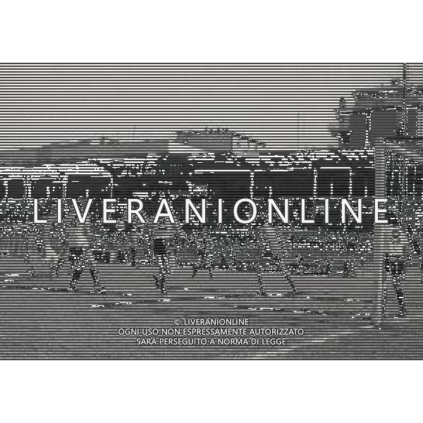 30-03-1980 COMO CAMPIONATO DI CALCIO SERIE B COMO-PARMA 1-2 NELLA FOTO AZIONE DI GIOCO AG ALDO LIVERANI SAS