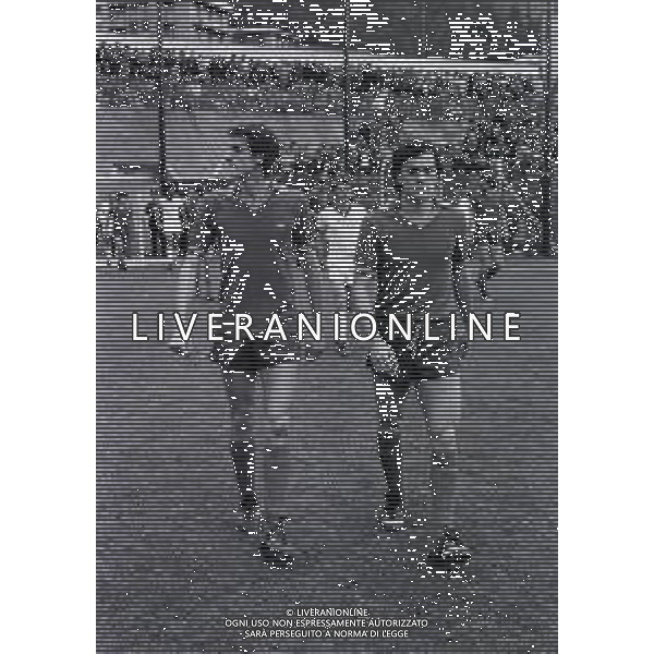 NEG-20-04-1980 COMO CAMPIONATO DI CALCIO SERIE B COMO-ATALANTA 1-0 NELLA FOTO MARCO NICOLETTI E EZIO CAVAGNETTO AG ALDO LIVERANI SAS