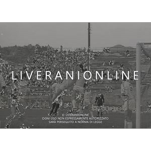 NEG-19-12-1982 COMO CAMPIONATO DI CALCIO SERIE B COMO-AREZZO 0-1 NELLA FOTO AZIONE DI GIOCO AG ALDO LIVERANI SAS