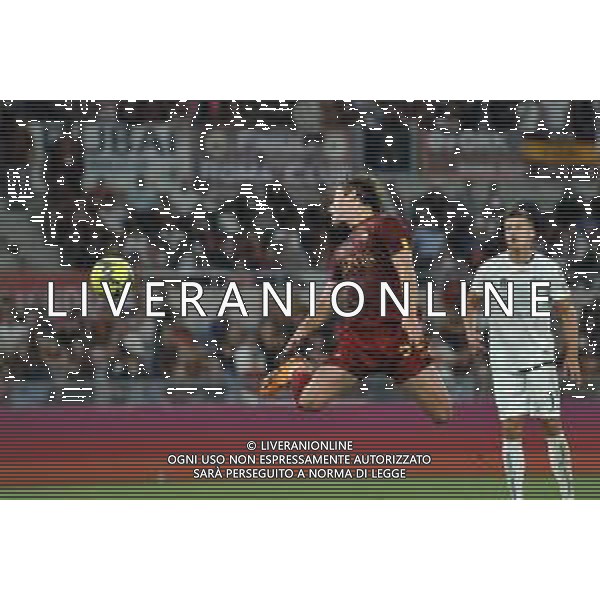 Roma vs Spezia Campionato Serie A TIM - 38 Giornata - Stadio Olimpico - Roma 04-06-2023 nella foto Bove sulla traiettoria del gol di Zalewski ©Federico Gaetano / AGENZIA ALDO LIVERANI SAS