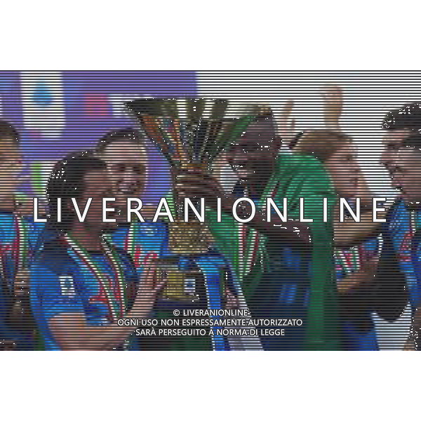 04-06-2023 NAPOLI-CAMPIONATO DI CALCIO SERIE A NAPOLI-SAMPDORIA nella foto: Il Napoli riceve la coppa del campionato Foto Mosca, Ag.Liverani