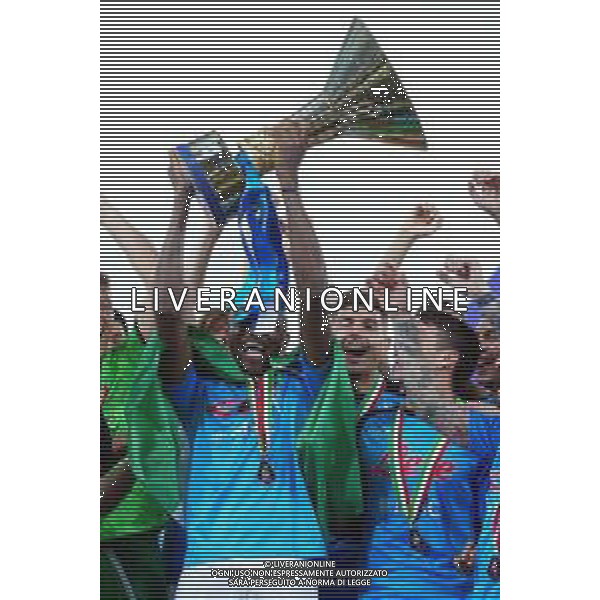 04-06-2023 NAPOLI CAMPIONATO DI CALCIO SERIE A NAPOLI-SAMPDORIA FESTA SCUDETTO: PREMIAZIONE NAPOLI 3 SCUDETTO Victor Osimhen FOTO MOSCA\AG.ALDO LIVERANI
