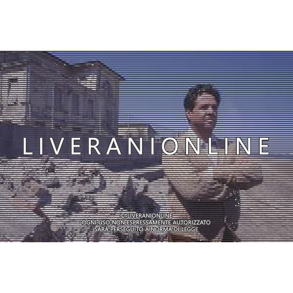 DIAP-Renato Pozzetto attore, regista, cantante italiano - Retrospettiva nella foto durante le riprese del film \'Burro\' di Jose\' Maria Sanchez nel 1989 © ARCHIVIO / AGENZIA ALDO LIVERANI SAS 