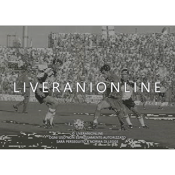 NEG- 15-06-1994 CREMONA SPAREGGIO PER LA PROMOZIONE IN SERIE A PADOVA-CESENA 2-1 NELLA FOTO ANGELO MONTRONE E FABIO CALCATERRA AG ALDO LIVERANI SAS