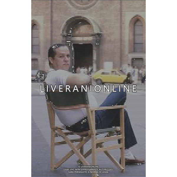 DIAP- RETROSPETTIVA RENATO POZZETTO ATTORE NELLA FOTO SUL SET DURANTE LE RIPRESE DEL FILM “CULO E CAMICIA“ REGIA DI PASQUALE FESTA CAMPANILE, A MILANO NELL\'ANNO 1981 AG ALDO LIVERANI SAS