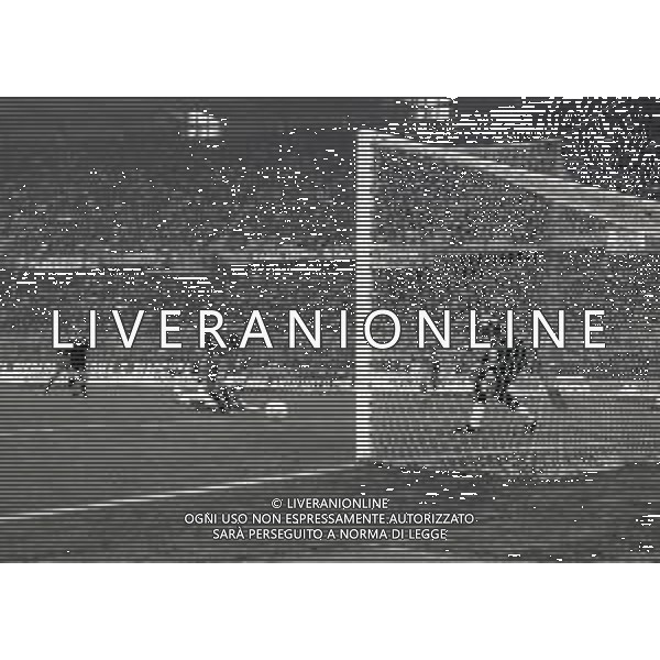 NEG-27-02-1994 PIACENZA CAMPIONATO DI CALCIO SERIE A PIACENZA -LAZIO 1-2 NELLA FOTO AZIONE DI GIOCO AG ALDO LIVERANI SAS