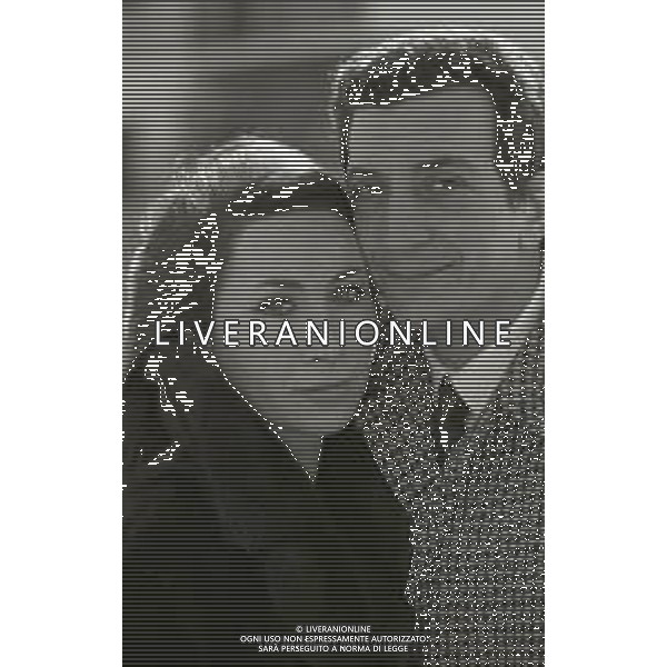 NEG-RETROSPETTIVA LUIGI VANNUCCHI ATTORE NELLA FOTO LUIGI VANNUCCHI A ROMA NELL\'ANNO 1968 CON LA MOGLIE FRANCA CUOGHI FOTO PASCUTTINI-AG ALDO LIVERANI SAS 