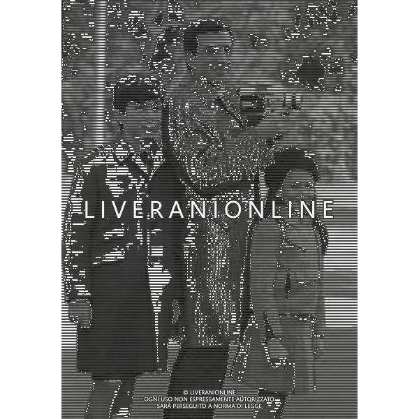 NEG-RETROSPETTIVA LUIGI VANNUCCHI ATTORE NELLA FOTO LUIGI VANNUCCHI A ROMA NELL\'ANNO 1968 CON LA FAMIGLIA FOTO PASCUTTINI-AG ALDO LIVERANI SAS 