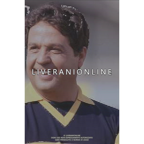 Dia- RETROSPETTIVA RENATO POZZETTO ATTORE NELLA FOTO DURANTE LE RIPRESE DEL FILM “IL VOLATORE DI AQUILONI“ A MILANO NELL\'ANNO 1984 AG ALDO LIVERANI SAS