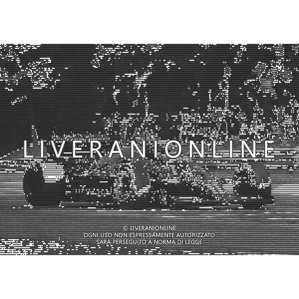 NEG- 11-09-1983 MONZA GRAN PREMIO D\'ITALIA F1 NELLA FOTO Elio De Angelis AG ALDO LIVERANI SAS