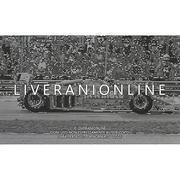 NEG- 11-09-1983 MONZA GRAN PREMIO D\'ITALIA F1 NELLA FOTO Corrado Fabi AG ALDO LIVERANI SAS