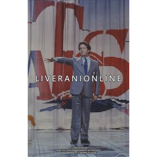 Dia- RETROSPETTIVA RENATO POZZETTO ATTORE NELLA FOTO NELLA TRASMISSIONE TELEVISIVA “ RISATISSIMA“ NELL\'ANNO 1985 AG ALDO LIVERANI SAS