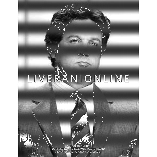 Dia- RETROSPETTIVA RENATO POZZETTO ATTORE NELLA FOTO NELLA TRASMISSIONE TELEVISIVA “ RISATISSIMA“ NELL\'ANNO 1985 AG ALDO LIVERANI SAS
