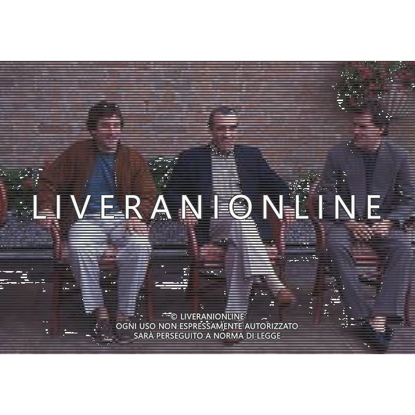 DIAP-RETROSPETTIVA ROBERT DE NIRO ATTORE NELLA FOTO ROBERT DE NIRO NELL\'ANNO 1990 A VENEZIA CON MARTIN SORZESE AG ALDO LIVERANI SAS  