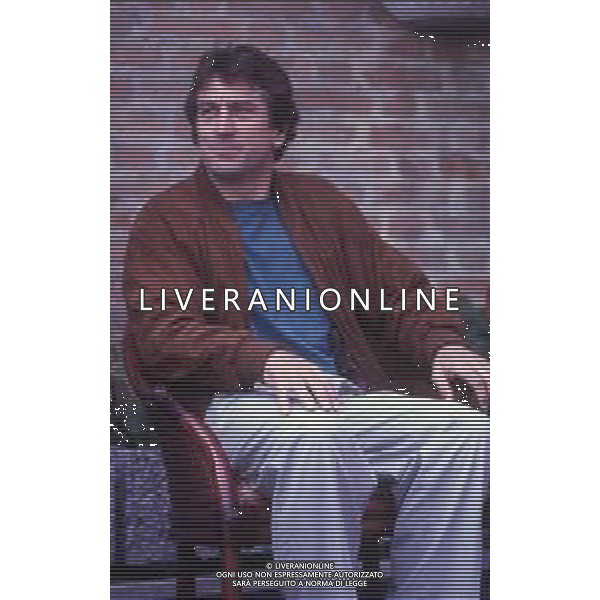 DIAP-RETROSPETTIVA ROBERT DE NIRO ATTORE NELLA FOTO ROBERT DE NIRO NELL\'ANNO 1990 A VENEZIA AG ALDO LIVERANI SAS 