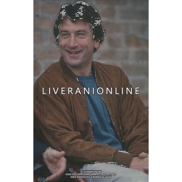 DIAP-RETROSPETTIVA ROBERT DE NIRO ATTORE NELLA FOTO ROBERT DE NIRO NELL\'ANNO 1990 A VENEZIA AG ALDO LIVERANI SAS 