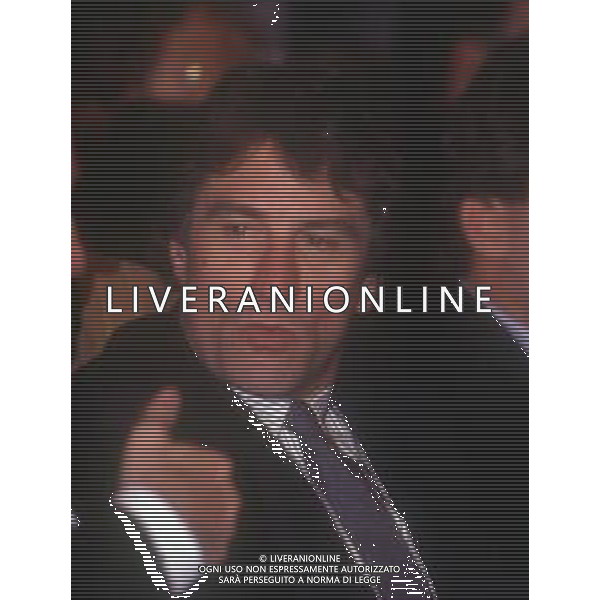 DIAP-RETROSPETTIVA ROBERT DE NIRO ATTORE NELLA FOTO ROBERT DE NIRO NELL\'ANNO 1990 A VENEZIA AG ALDO LIVERANI SAS 