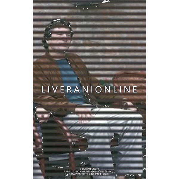 DIAP-RETROSPETTIVA ROBERT DE NIRO ATTORE NELLA FOTO ROBERT DE NIRO NELL\'ANNO 1990 A VENEZIA AG ALDO LIVERANI SAS 