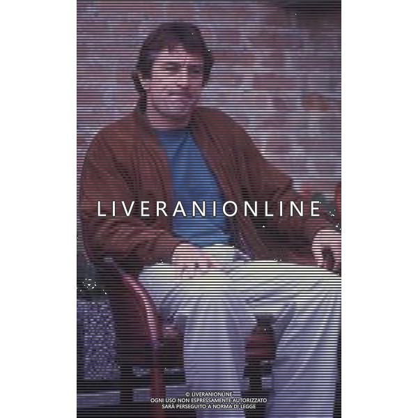 DIAP-RETROSPETTIVA ROBERT DE NIRO ATTORE NELLA FOTO ROBERT DE NIRO NELL\'ANNO 1990 A VENEZIA AG ALDO LIVERANI SAS 