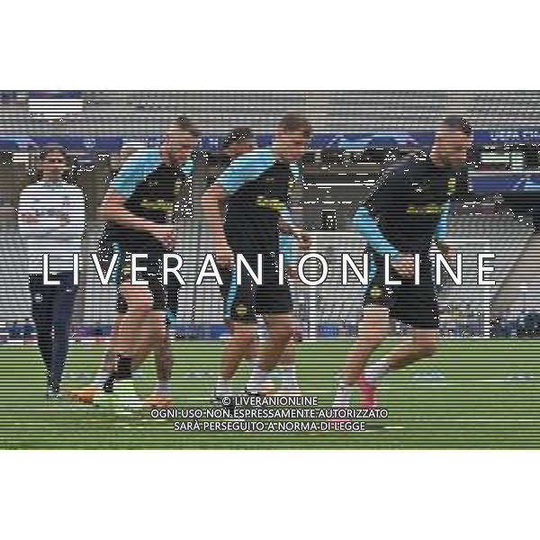 TVRG Allenamento Inter finale Champions nella foto da SX Milan Skriniar (Inter) Nicolo\' Barella (Inter) e Marcelo Brozovic (Inter) Istanbul (TUR) 09-06-2023 Allenamento dell\'Inter in preparazione della finale di UEFA Champions Lerague contro il Manchester City foto Roberto Garavaglia/ag. Aldo Liverani sas