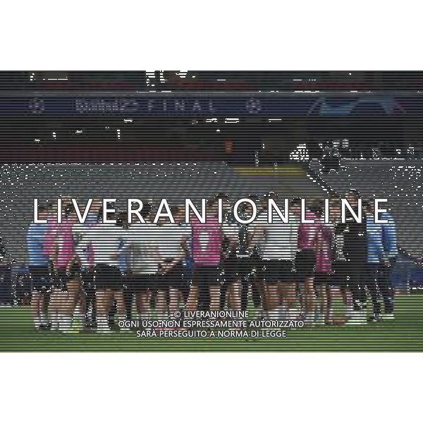TVRG Allenamento Manchester City finale Champions nella foto Josep Guardiola allenatore Manchester City parla alla squadra Istanbul (TUR) 09-06-2023 Allenamento del Manchester City in preparazione della finale di UEFA Champions Lerague contro l\'Inter foto Roberto Garavaglia/ag. Aldo Liverani sas