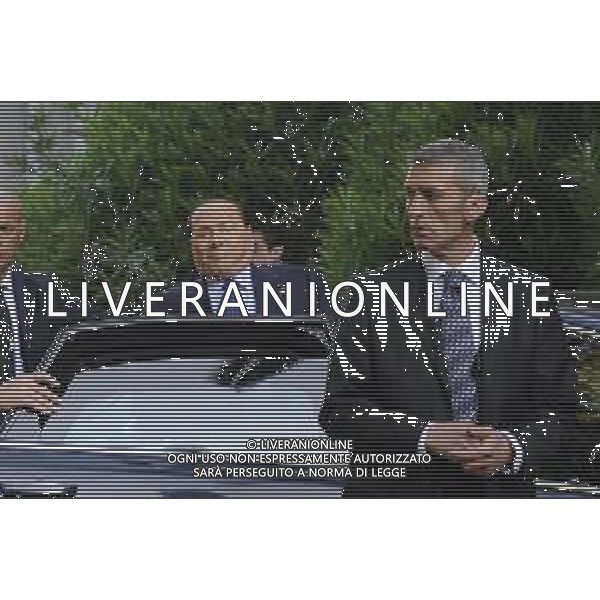 Roma - 21/05/2014 - Studi Rai - Silvio Berlusconi ospite della trasmissione TV " Agora\' " - nella foto: Silvio Berlusconi arriva con la scorta nel piazzale / Ph. Fabrizio Corradetti - Ag. Aldo Liverani sas