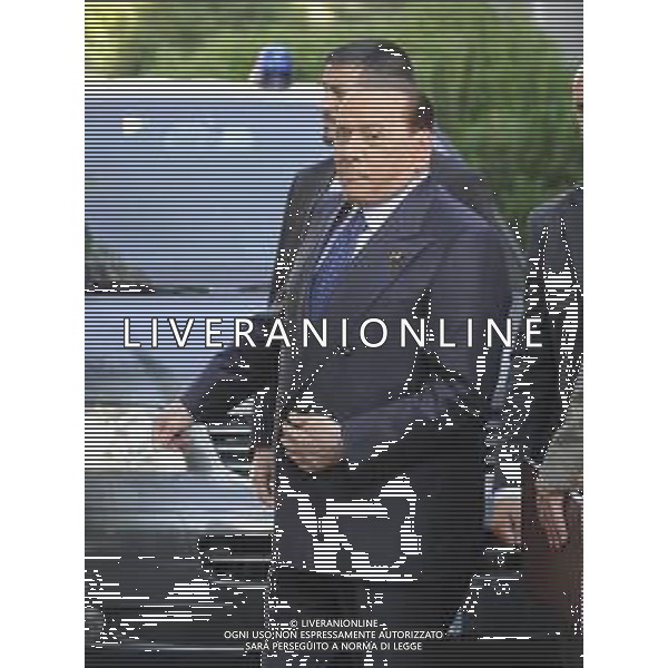 Roma - 21/05/2014 - Studi Rai - Silvio Berlusconi ospite della trasmissione TV " Agora\' " - nella foto: Silvio Berlusconi arriva con la scorta nel piazzale / Ph. Fabrizio Corradetti - Ag. Aldo Liverani sas