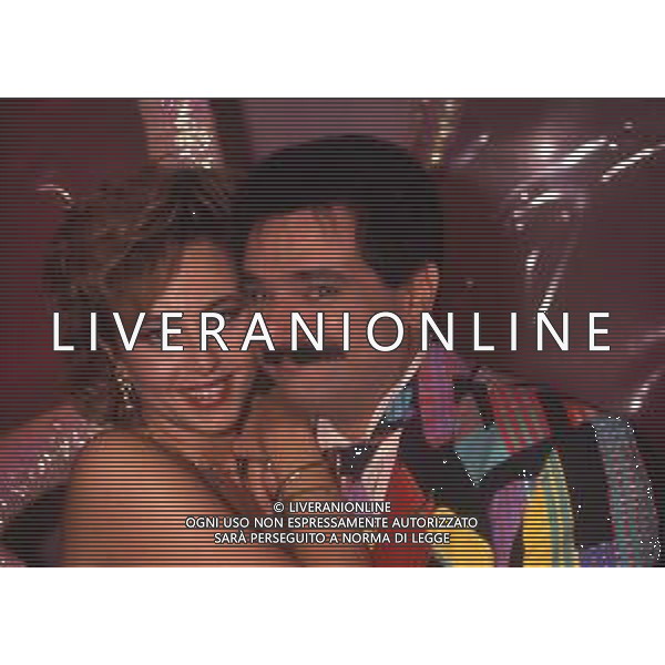 DIAP-RETROSPETTIVA SERGIO VASTANO ATTORE-COMICO   NELLA FOTO SERGIO VASTANO NELL\'ANNO 1989 NELLA TRASMISSIONE TELEVISIVA“TELEVIGGIU\' “ CON ALESSANDRA CASELLA AG ALDO LIVERANI SAS