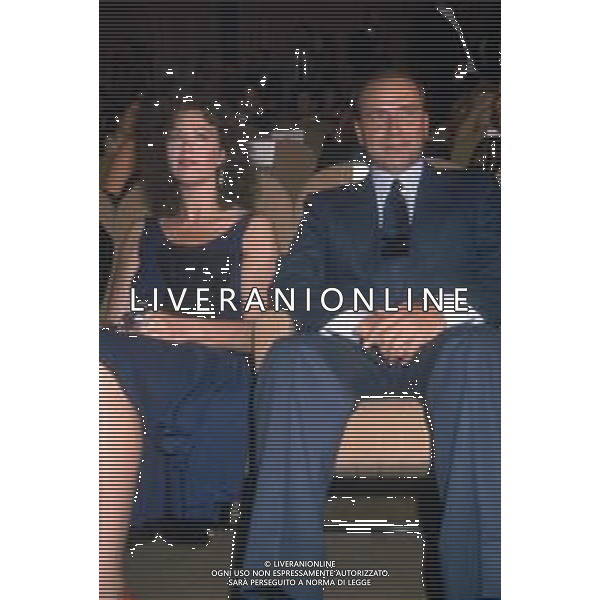 Dia- RETROSPETTIVA SILVIO BERLUSCONI STATISTA-POLITICO NELLA FOTO CON STEFANIA SANDRELLI AG ALDO LIVERANI SAS
