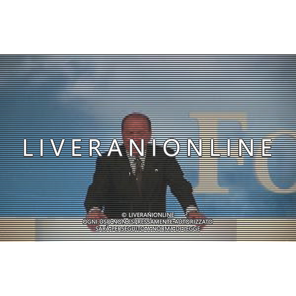 Neg Col- PRIMO CONGRESSO NAZIONALE DEL PARTITO DI FORZA ITALIA, AD ASSAGO (MILANO) DAL 16-18 APRILE 1998 NELLA FOTO IL PRESIDENTE SILVIO BERLUSCONI AG ALDO LIVERANI SAS