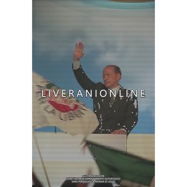 Neg Col- PRIMO CONGRESSO NAZIONALE DEL PARTITO DI FORZA ITALIA, AD ASSAGO (MILANO) DAL 16-18 APRILE 1998 NELLA FOTO IL PRESIDENTE SILVIO BERLUSCONI AG ALDO LIVERANI SAS