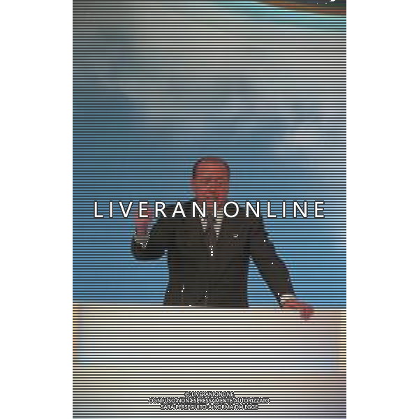 Neg Col- PRIMO CONGRESSO NAZIONALE DEL PARTITO DI FORZA ITALIA, AD ASSAGO (MILANO) DAL 16-18 APRILE 1998 NELLA FOTO IL PRESIDENTE SILVIO BERLUSCONI AG ALDO LIVERANI SAS