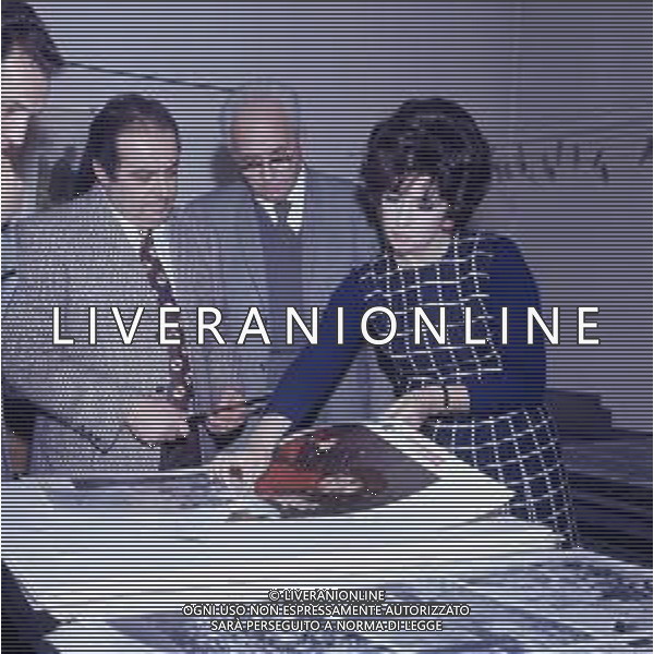 COL-RETROSPETTIVA GINA LOLLOBRIGIDA ATTRICE NELLA FOTO GINA LOLLOBRIGIDA A MILANO NELL\'ANNO 1972 PER LA STESURA DEL SUO LIBRO AG ALDO LIVERANI SAS