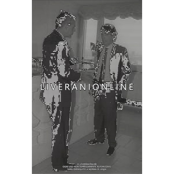 NEG-RETROSPETTIVA MASSIMO MORATTI PRESIDENTE INTER  NELLA FOTO MASSIMO MORATTI CON MARCO TRONCHETTI PROVERA PRESIDENTE PIRELLI PER LA SPONSORIZZAZIONE SULLE MAGLIE DELL\'INTER A TERRAZZA MARTINI MILANO NELL\'ANNO 1995 AG ALDO LIVERANI SAS  