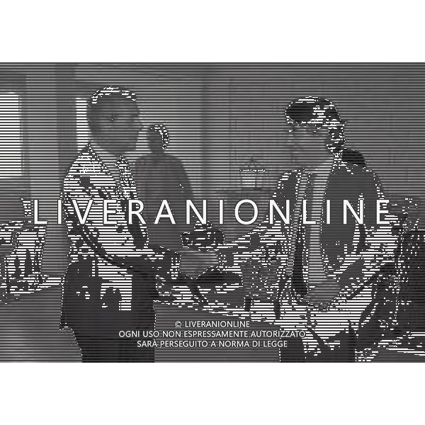 NEG-RETROSPETTIVA MASSIMO MORATTI PRESIDENTE INTER  NELLA FOTO MASSIMO MORATTI CON MARCO TRONCHETTI PROVERA PRESIDENTE PIRELLI PER LA SPONSORIZZAZIONE SULLE MAGLIE DELL\'INTER A TERRAZZA MARTINI MILANO NELL\'ANNO 1995 AG ALDO LIVERANI SAS  