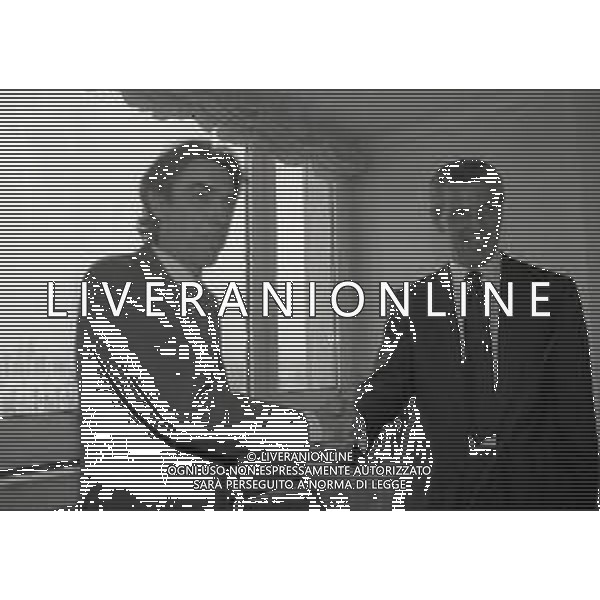 NEG-RETROSPETTIVA MASSIMO MORATTI PRESIDENTE INTER  NELLA FOTO MASSIMO MORATTI CON MARCO TRONCHETTI PROVERA PRESIDENTE PIRELLI PER LA SPONSORIZZAZIONE SULLE MAGLIE DELL\'INTER A TERRAZZA MARTINI MILANO NELL\'ANNO 1995 AG ALDO LIVERANI SAS  