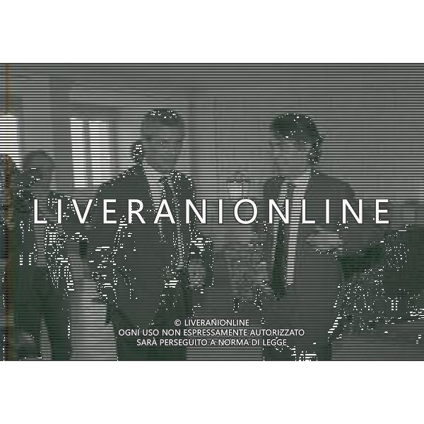 NEG-RETROSPETTIVA MASSIMO MORATTI PRESIDENTE INTER  NELLA FOTO MASSIMO MORATTI CON MARCO TRONCHETTI PROVERA PRESIDENTE PIRELLI PER LA SPONSORIZZAZIONE SULLE MAGLIE DELL\'INTER A TERRAZZA MARTINI MILANO NELL\'ANNO 1995 AG ALDO LIVERANI SAS  