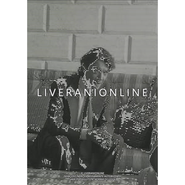 NEG-RETROSPETTIVA MASSIMO MORATTI PRESIDENTE INTER  NELLA FOTO MASSIMO MORATTI CON MARCO TRONCHETTI PROVERA PRESIDENTE PIRELLI PER LA SPONSORIZZAZIONE SULLE MAGLIE DELL\'INTER A TERRAZZA MARTINI MILANO NELL\'ANNO 1995 AG ALDO LIVERANI SAS  