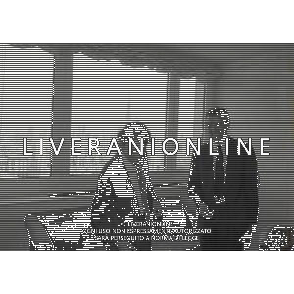 NEG-RETROSPETTIVA MASSIMO MORATTI PRESIDENTE INTER  NELLA FOTO MASSIMO MORATTI CON MARCO TRONCHETTI PROVERA PRESIDENTE PIRELLI PER LA SPONSORIZZAZIONE SULLE MAGLIE DELL\'INTER A TERRAZZA MARTINI MILANO NELL\'ANNO 1995 AG ALDO LIVERANI SAS  