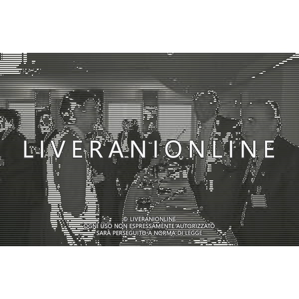 NEG-RETROSPETTIVA MASSIMO MORATTI PRESIDENTE INTER  NELLA FOTO MASSIMO MORATTI CON IL PRESIDENTE DI LEGA LUCIANO NIZZOLA IL PRIMO GIORNO IN LEGA CALCIO DA PRESIDENTE INTER NELL\'ANNO 1995 AG ALDO LIVERANI SAS 